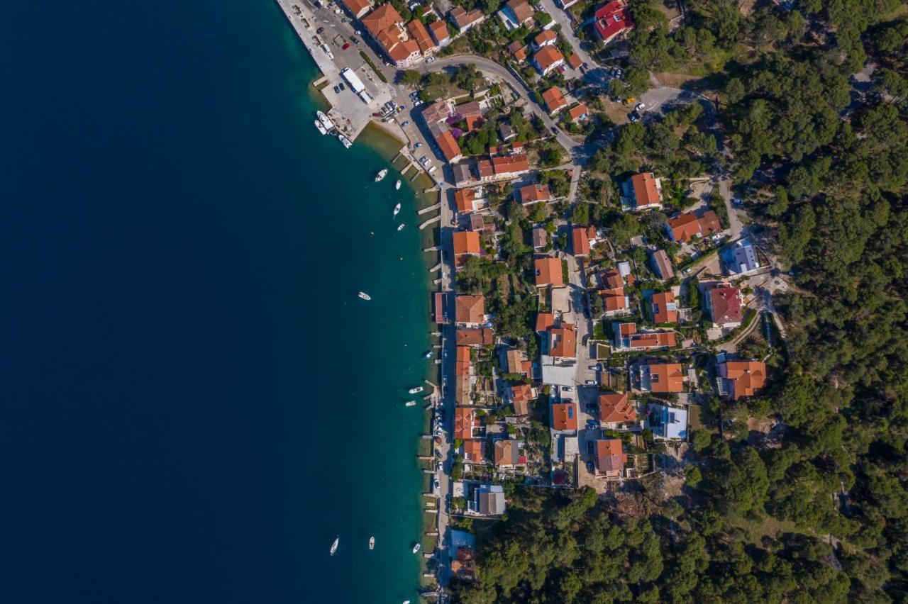Cikat Bay Residence マリ・ロシニュ エクステリア 写真