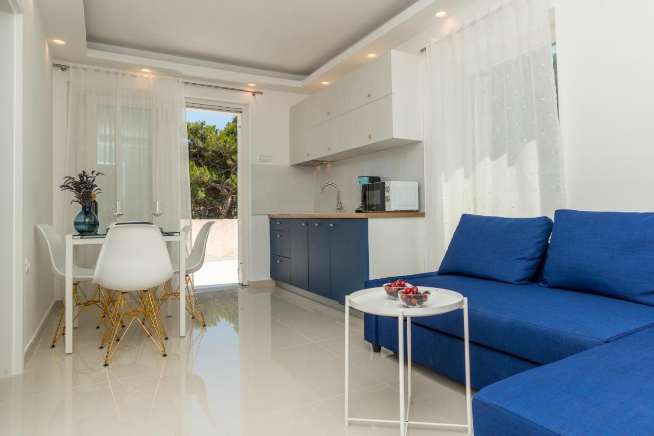 Cikat Bay Residence マリ・ロシニュ エクステリア 写真